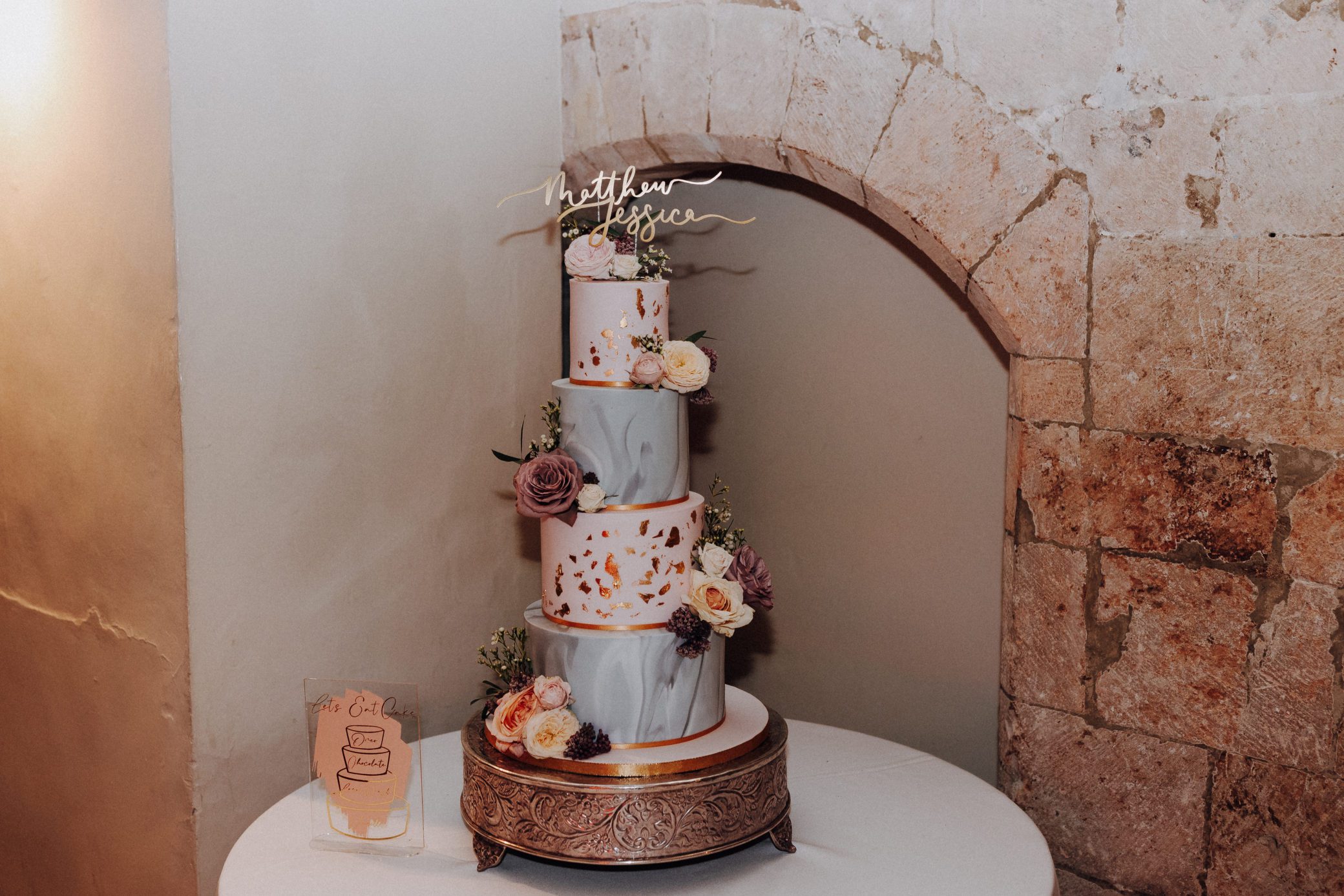 Luxury wedding cake idea